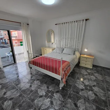 Coral 1 - 4 Bed In Abrigos Lejlighed *